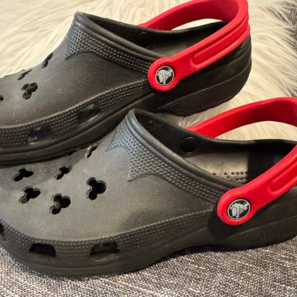 Disney Crocs Womens 10-11 Men 8-9 Unisex Black Red Mouse Shaped Holes - Picture 3 of 8